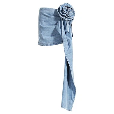 Çiçek detaylı asimetrik denim etek